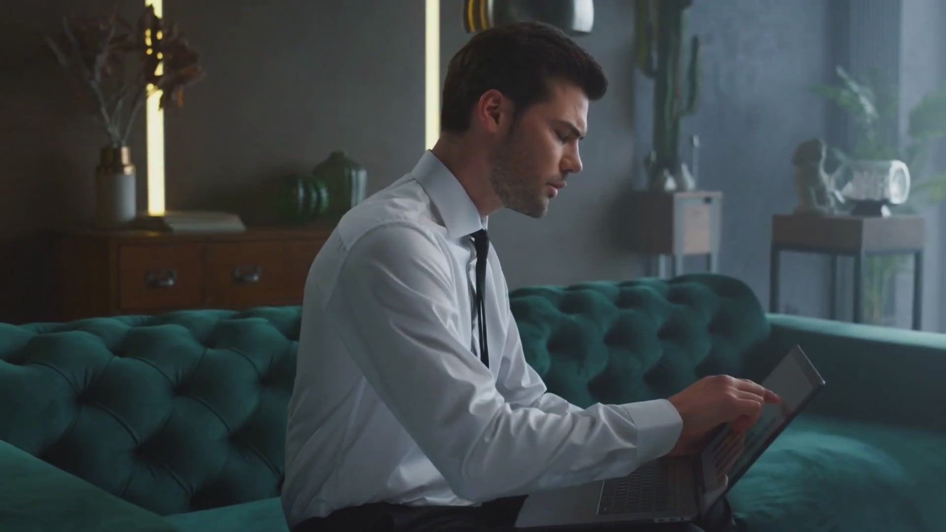 5-in-1 Cortisol Supplement for Women and Men with Ashwagandha for Calmness, Focus, and Adrenal Support Supplements with Shilajit Extract, Magnesium Glycinate, Probiotics